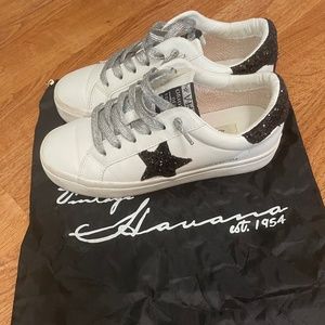 Vintage Havana Lucy Sneakers Size 6